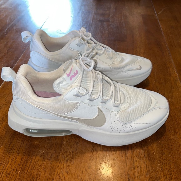 Women's Air Max Excee Sneaker - Picture 2 of 6